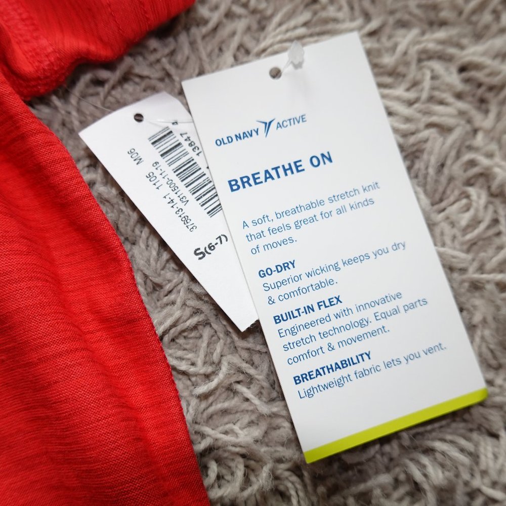 Boys Size Small 6/7 Red Old Navy Active Breathe On Short Sleeve Red Shirt, NWT - Picture 2 of 4